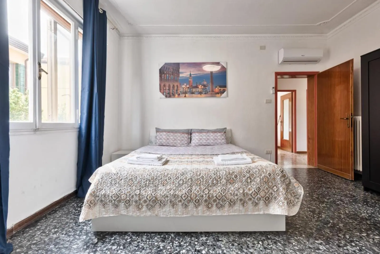 Cozy Best Apartment In City With Free Parking Wenecja 0*,  Włochy