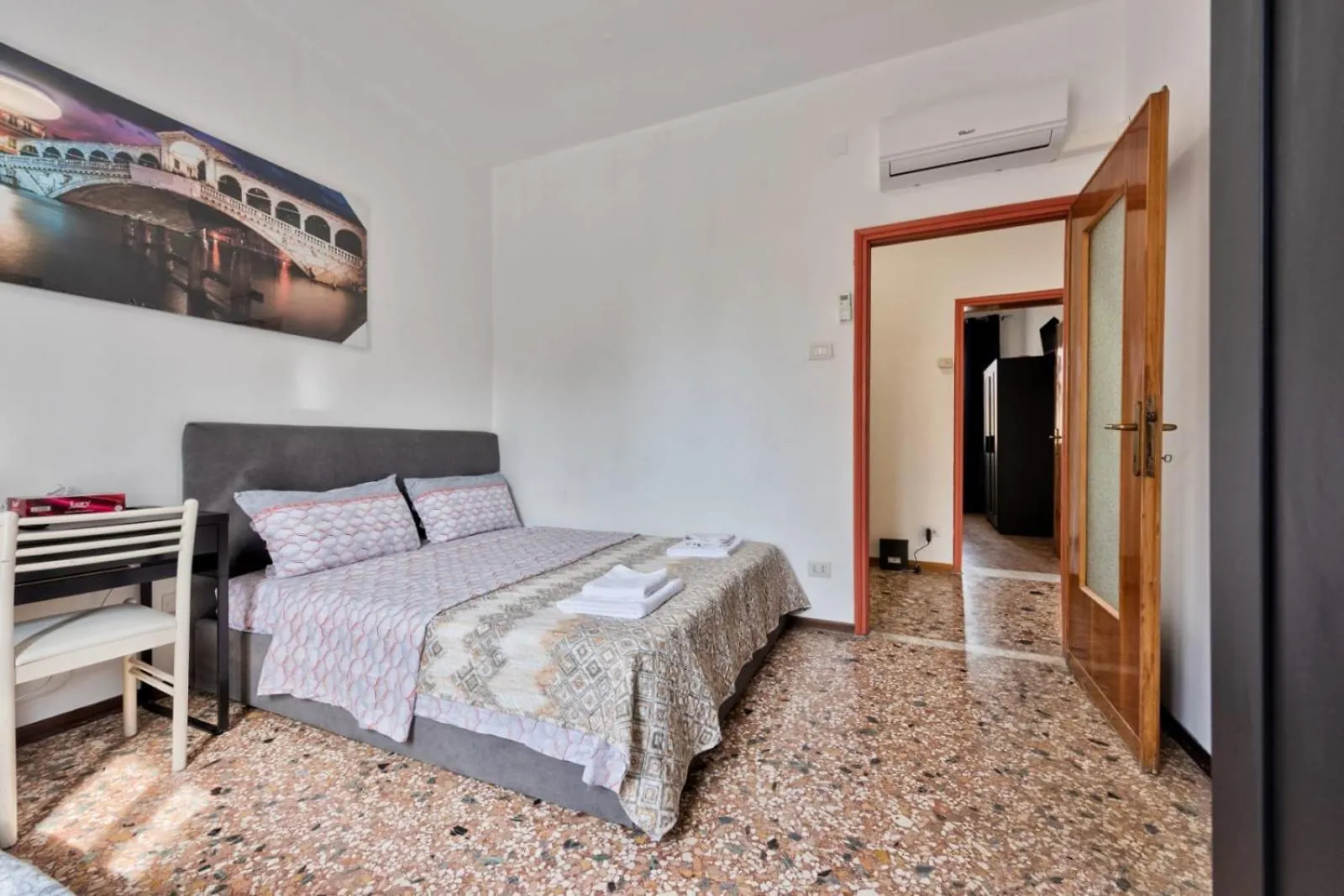Cozy Best Apartment In City With Free Parking Wenecja